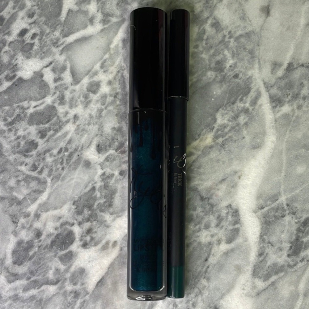 Kylie Cosmetics Lip Kit Liquid Lipstick Trick